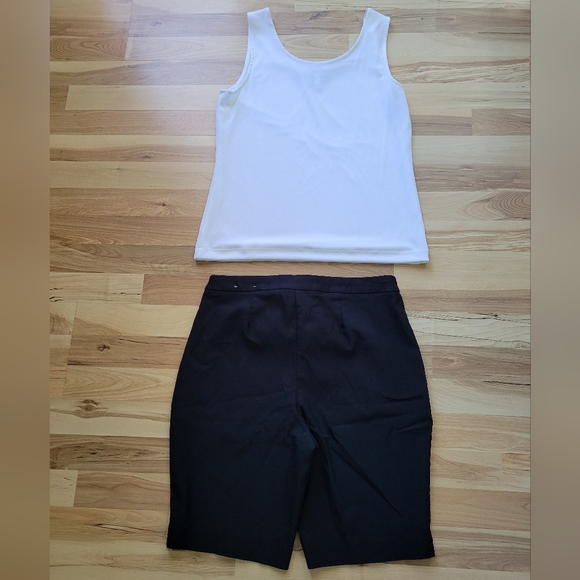 $15 Chico's Bundle Top and Shorts - Picture 2 of 8
